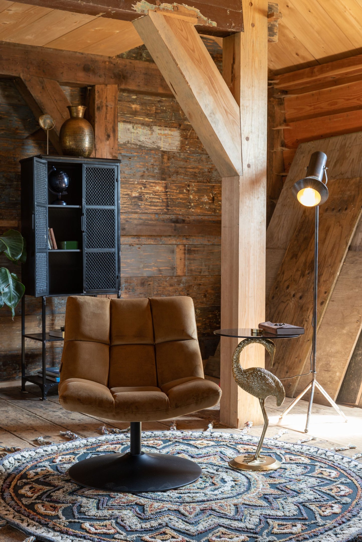 Šoninis staliukas CRANE