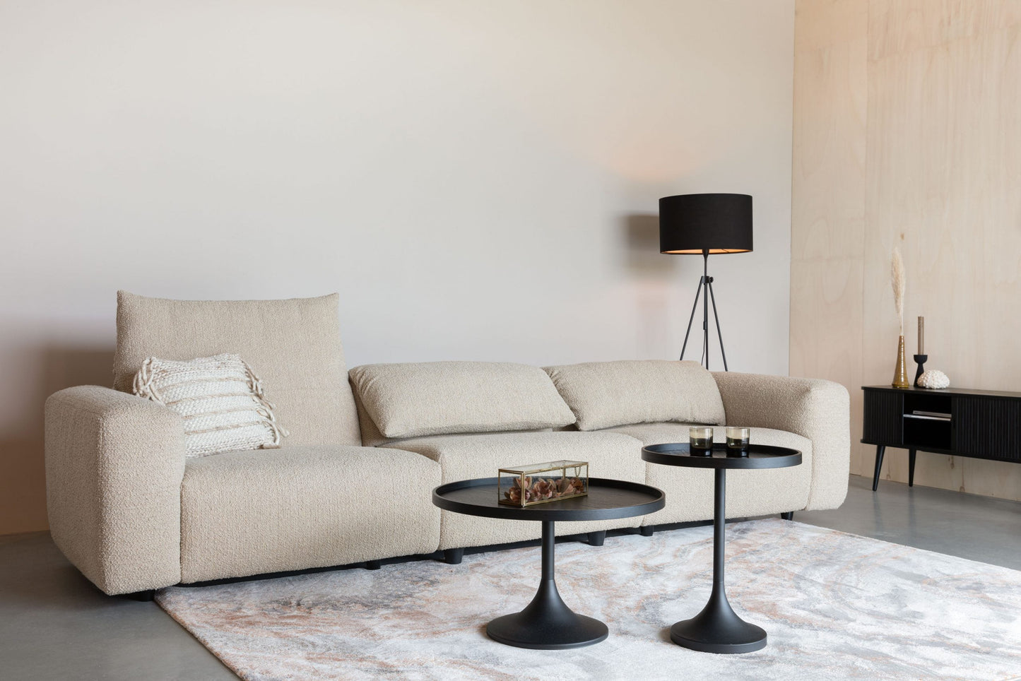 Penkiavietė sofa WINGS