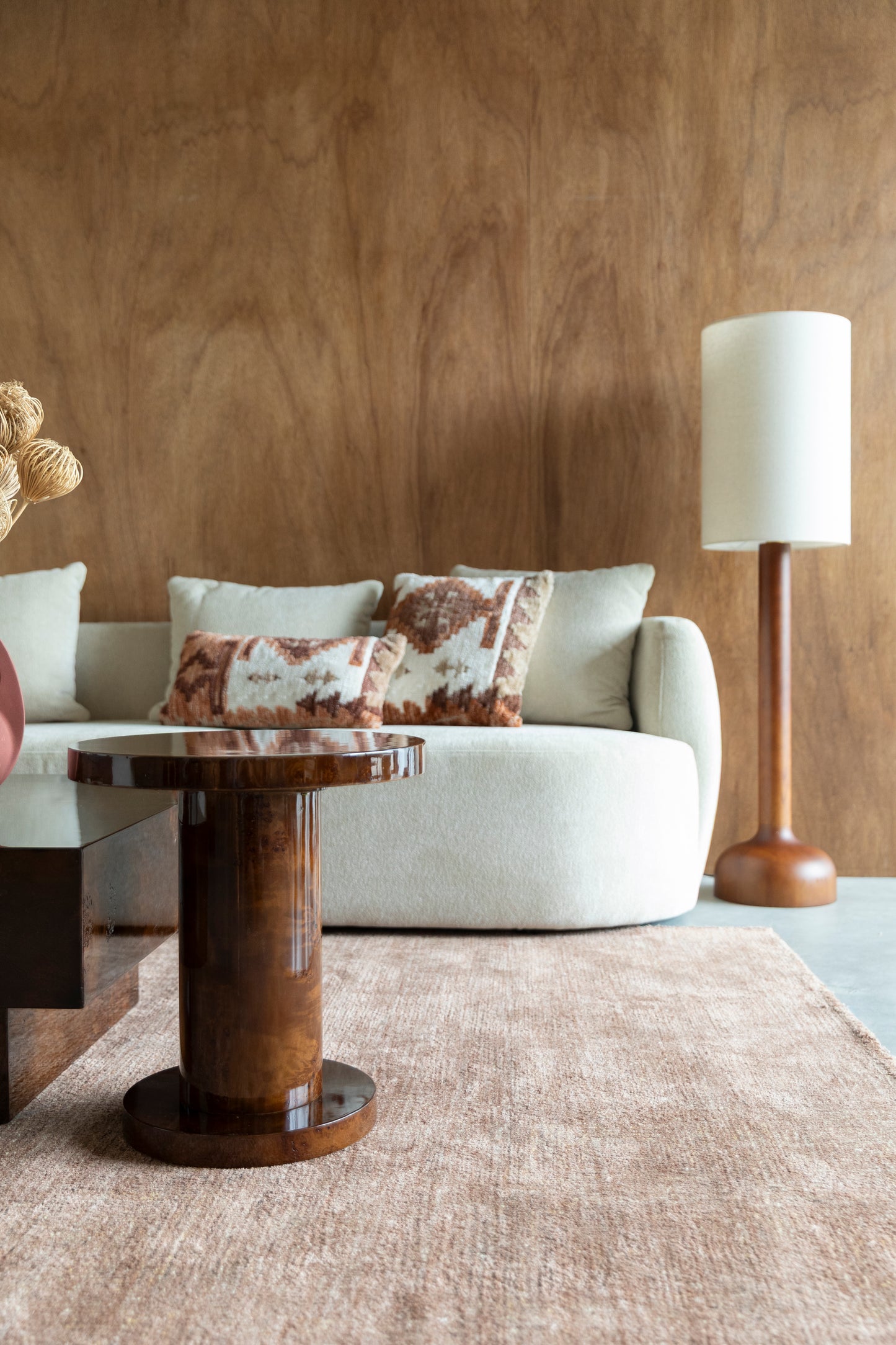 Šoninis staliukas QUINN