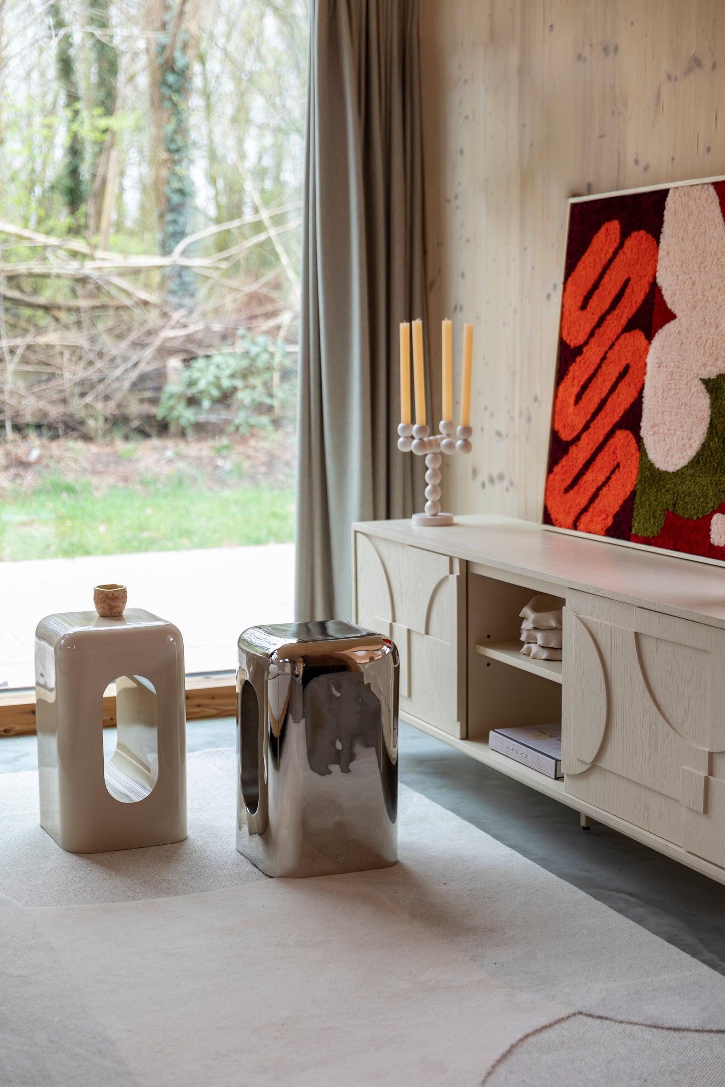 Šoninis staliukas CREEK